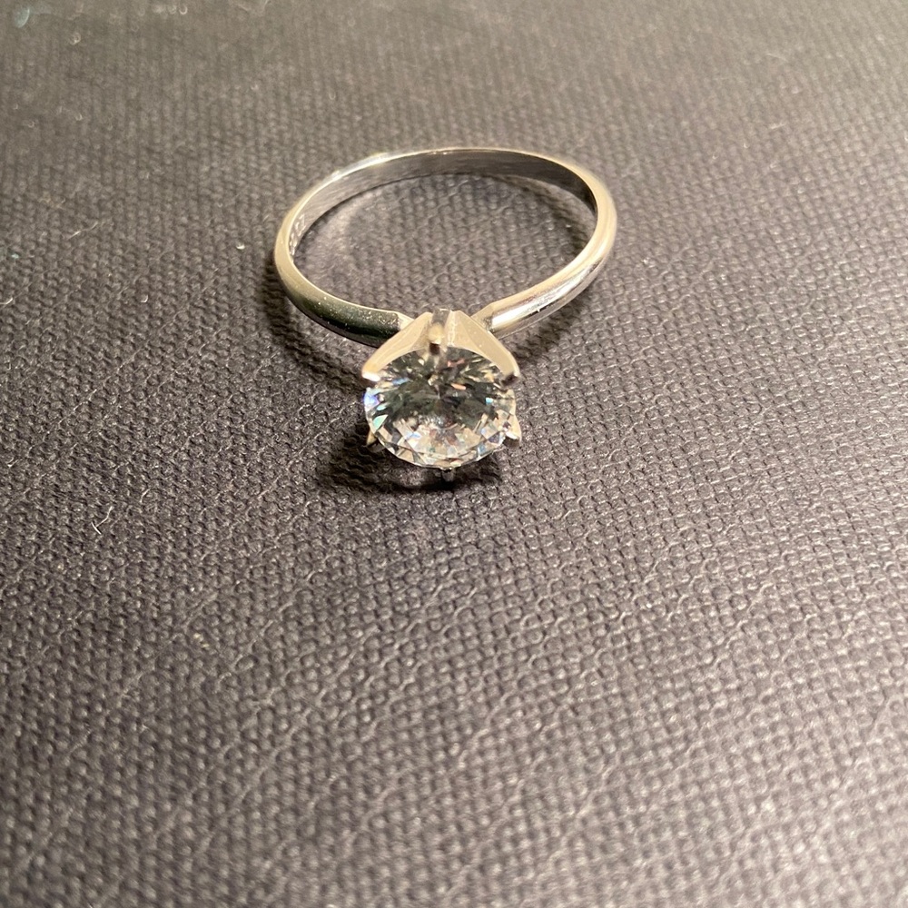 GENUINE REAL 14 KT Karat white GOLD CZ Diamonique Cubic Zirconia Solitaire Ring